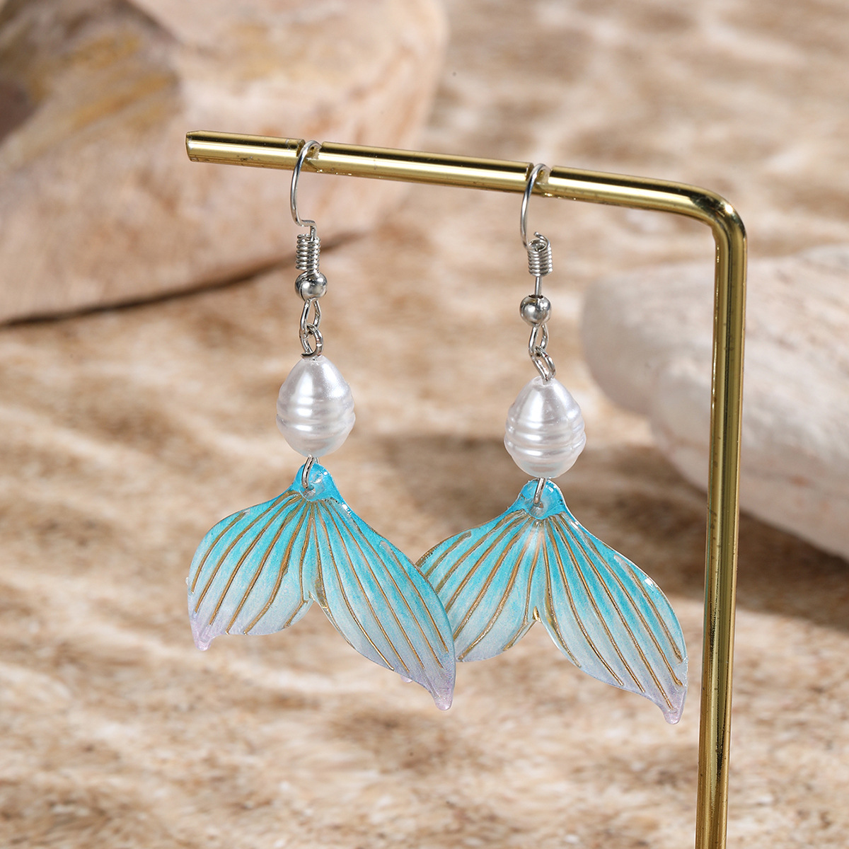 Paire de boucles d'oreilles à  - Travel Accessories Dropshipping avis et prix
